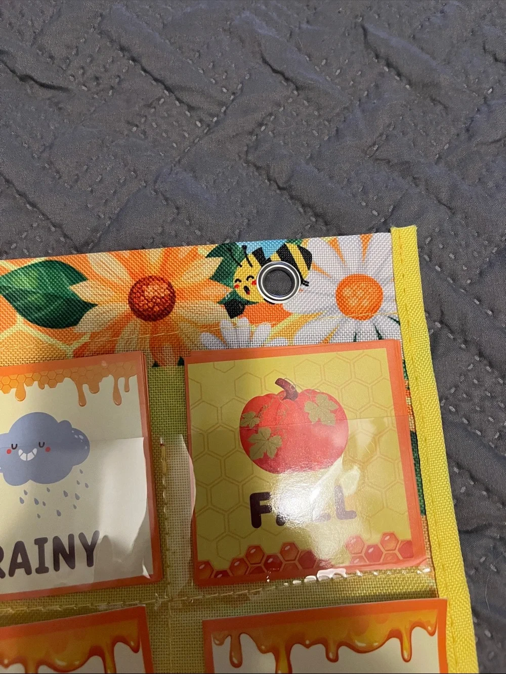 Bee Classroom Pocket Calendar